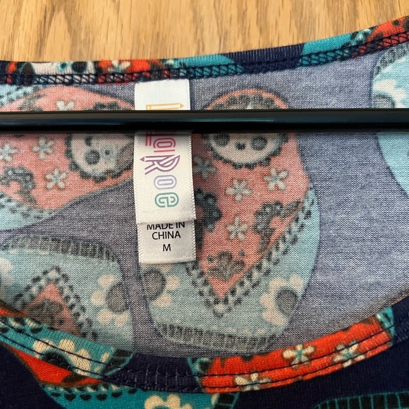 LuLaRoe Classic T size M - Picture 2 of 3